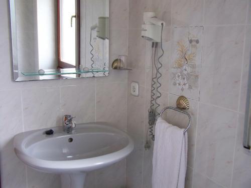 Hotel Alemar โซโม ภายนอก รูปภาพ
